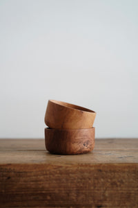 A staple teak wood bowl for any home. Use traditionally in a kitchen or as a catchall for daily necessities.